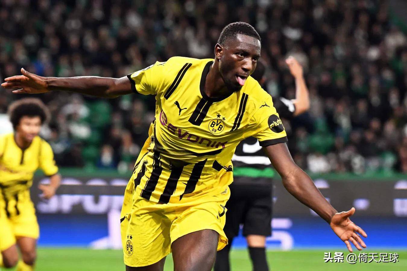 爱游戏网址-阿贾克斯主场大胜多特蒙德,提前锁定欧冠小组头名的简单介绍
