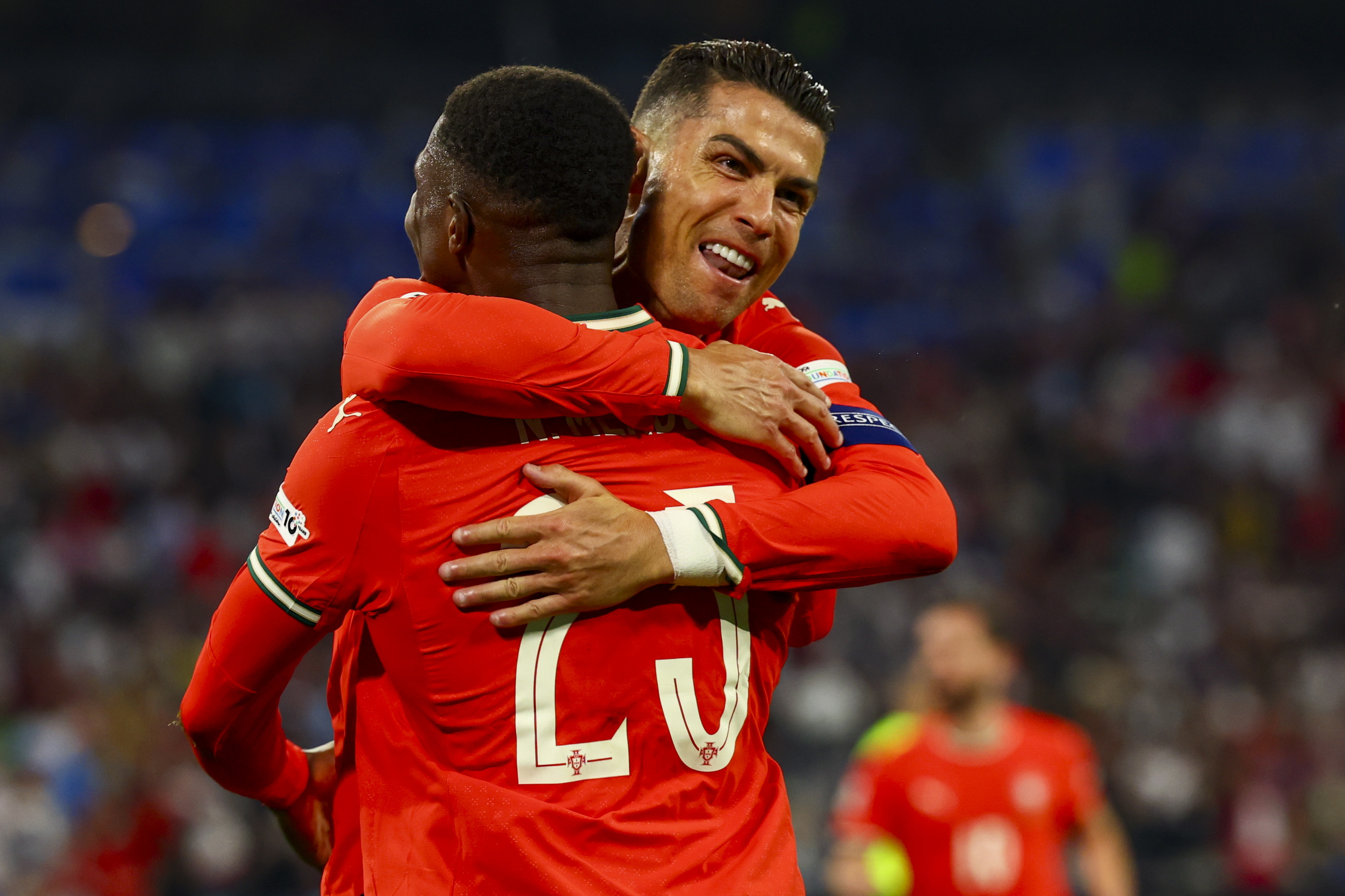 欧洲国家征程启动,球员纷纷备战 欧洲国家征程启动,球员纷纷备战