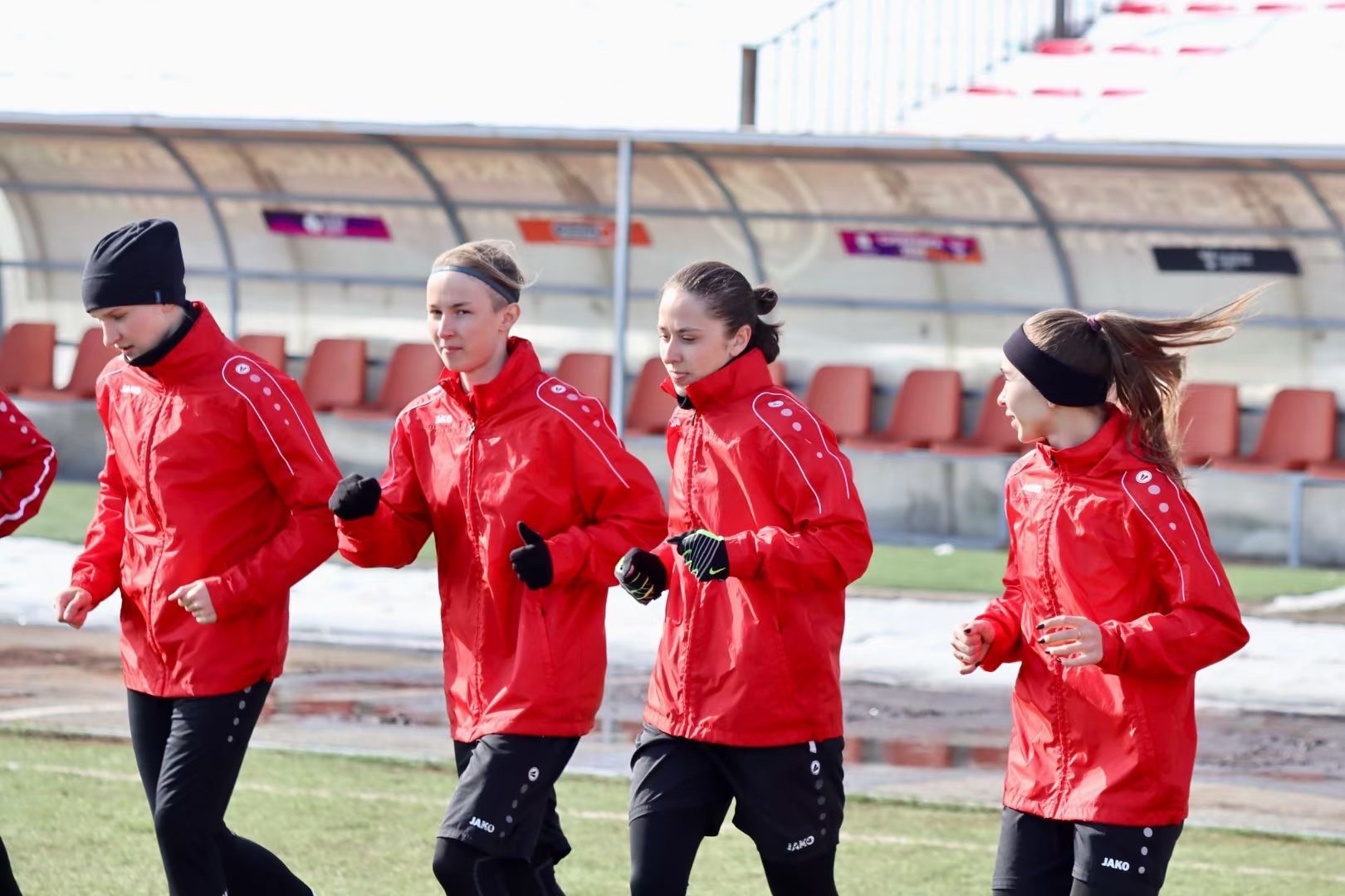 爱游戏活动-关于比赛推迟，球队备战之情如火如荼的信息