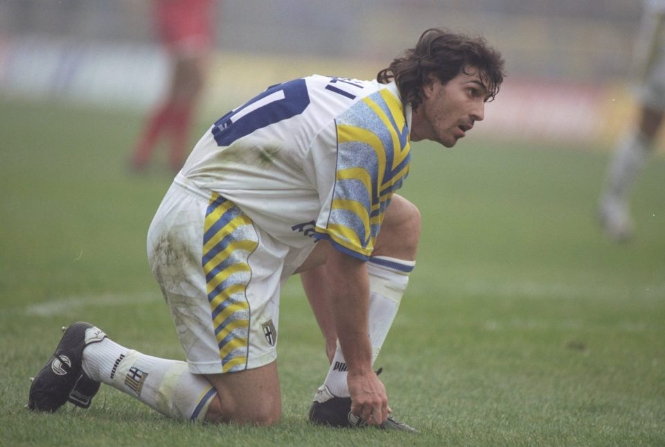 亚特兰大客场击败帕尔马,继续保持领跑位置 亚特兰大客场击败帕尔马,继续保持领跑位置