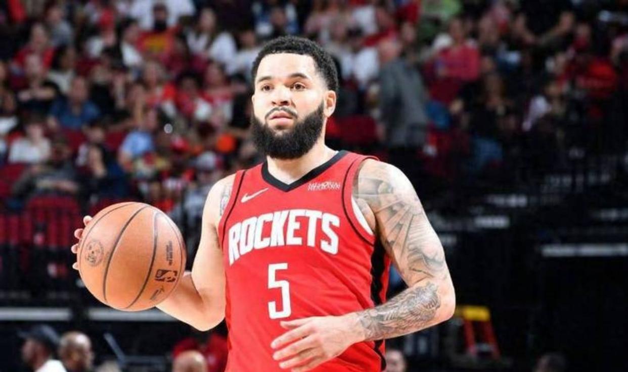 火箭队遭遇连败,保罗的未来成迷 火箭队遭遇连败,保罗的未来成迷