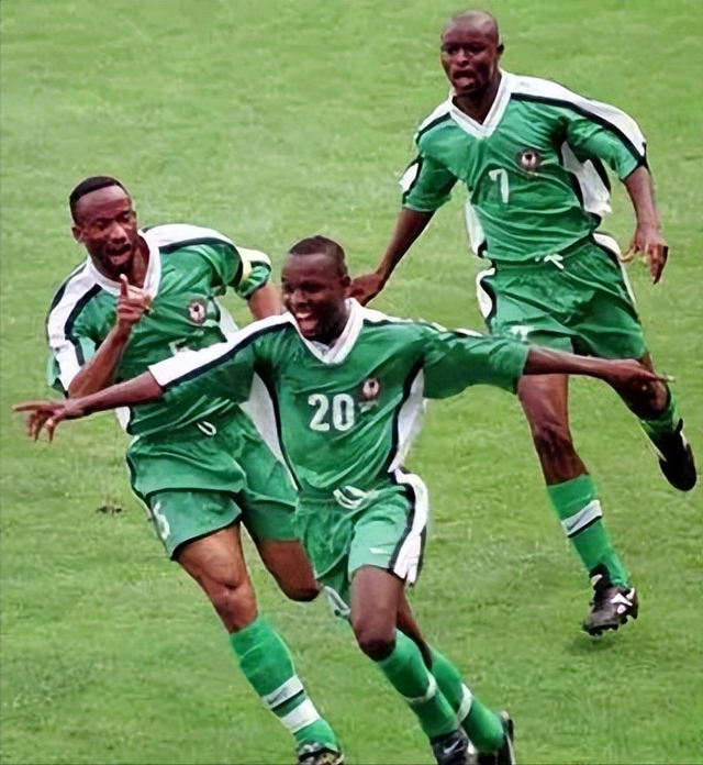 乌干达男篮意外击败尼日利亚,晋级世界杯前八 乌干达男篮意外击败尼日利亚,晋级世界杯前八