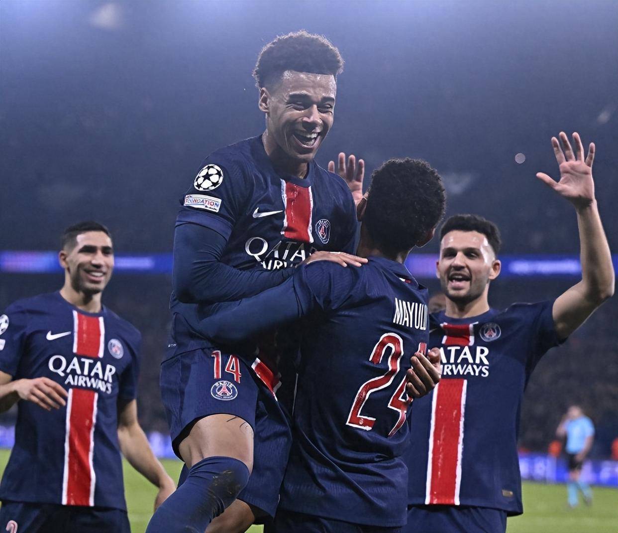 曼城惨遭淘汰,再次错失欧冠决赛机会 曼城惨遭淘汰,再次错失欧冠决赛机会