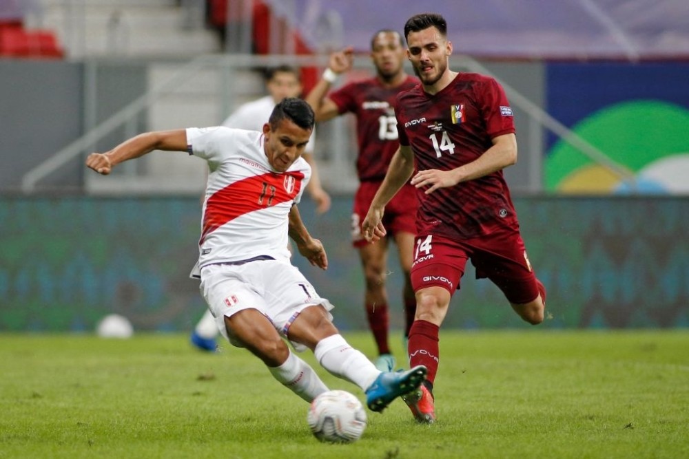 利埃斯特城力克对手,逆袭晋级的简单介绍 利埃斯特城力克对手,逆袭晋级的简单介绍