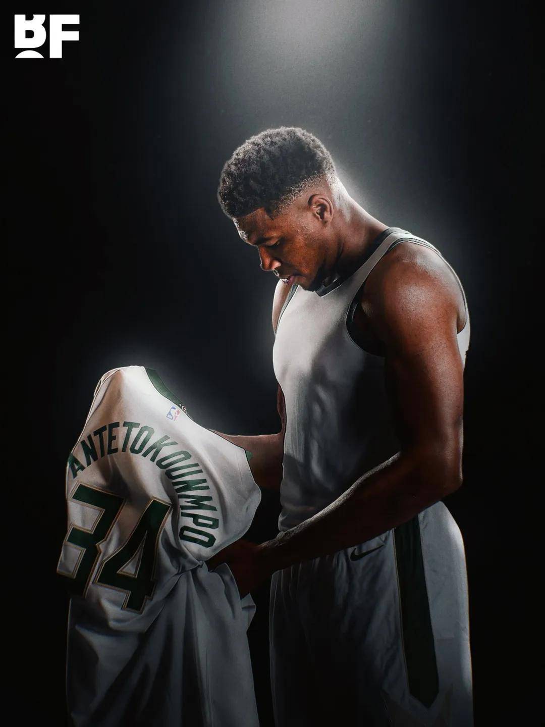 关于雄鹿惊险战胜热火，字母哥独得35分的信息