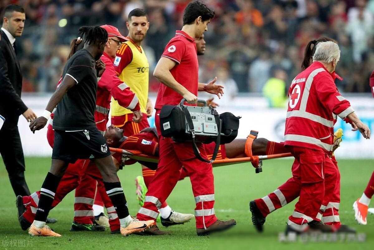 爱游戏官网-罗马主场不敌萨索洛，遭遇两连败