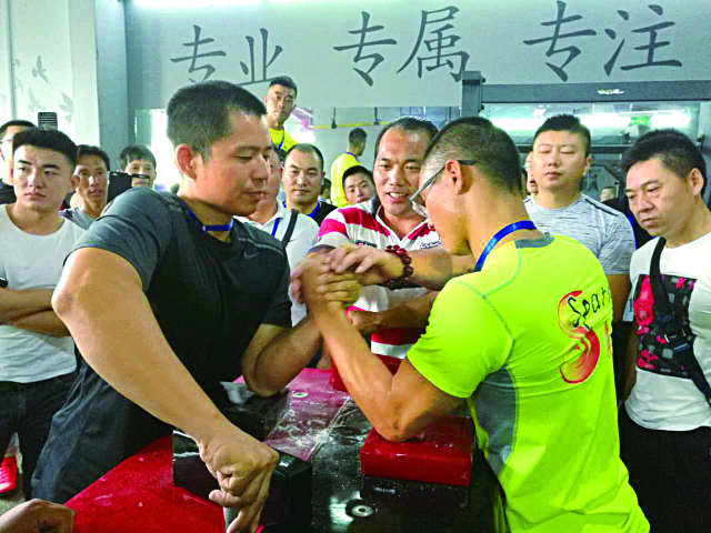 爱游戏下载-速来围观冠军争夺战，惊险刺激无极限的简单介绍