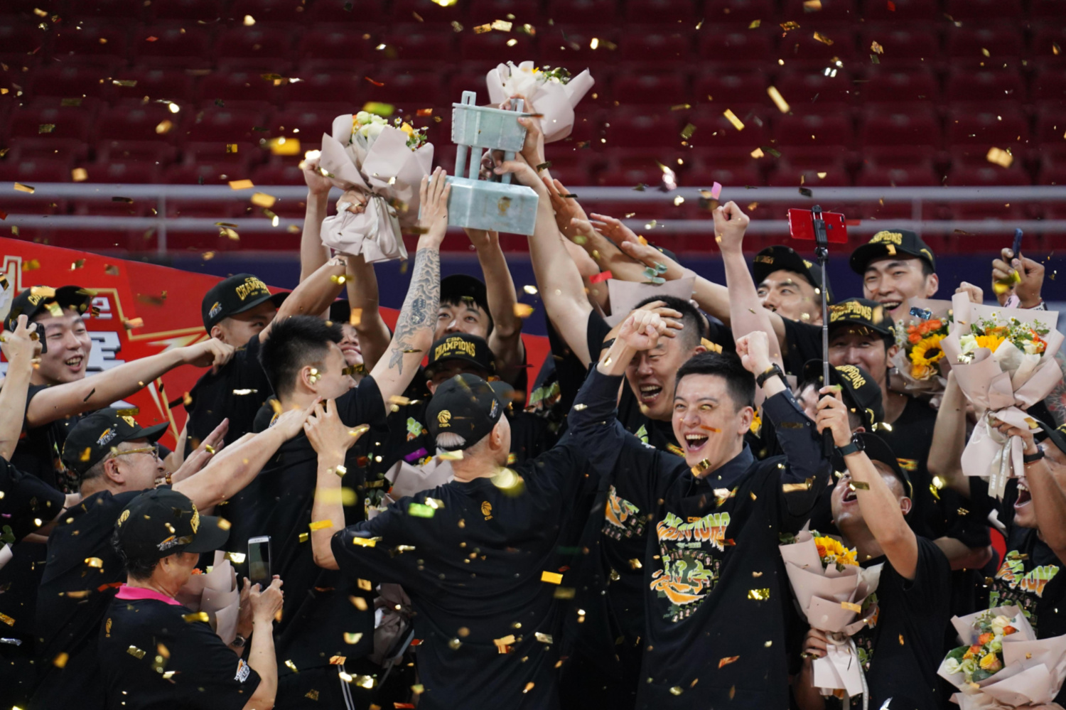 关于全队奋战，艰难获胜晋级带来惊喜！的信息