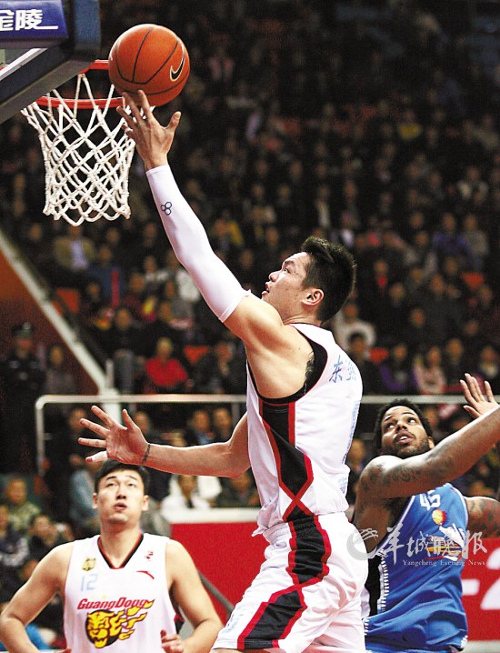 爱游戏下载-关于摩洛哥运动员在篮球比赛中一路高歌的信息